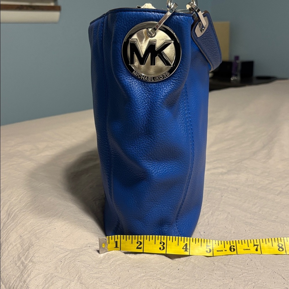 Michael Kors Vibrant Blue Shoulder Bag - Picture 12 of 12